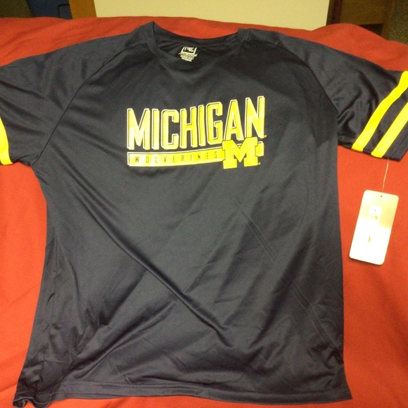 NWT NCAA MICHIGAN Wolverines tshirt - Picture 1 of 1